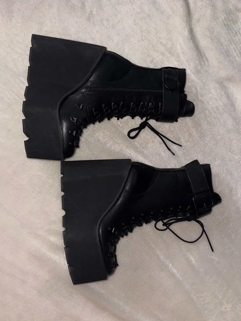 Dolls Kill TRAITOR BOOTS CURRENT MOOD